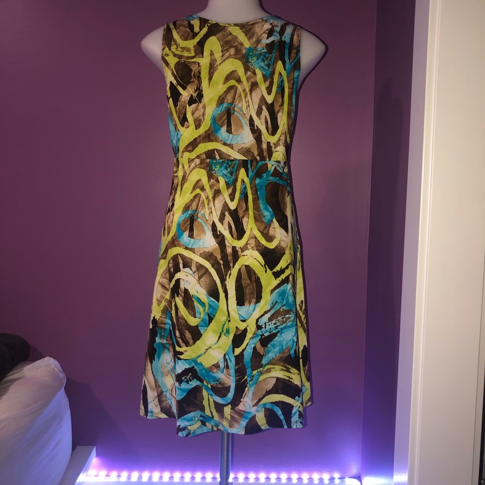 Dress - Picture 2 of 2